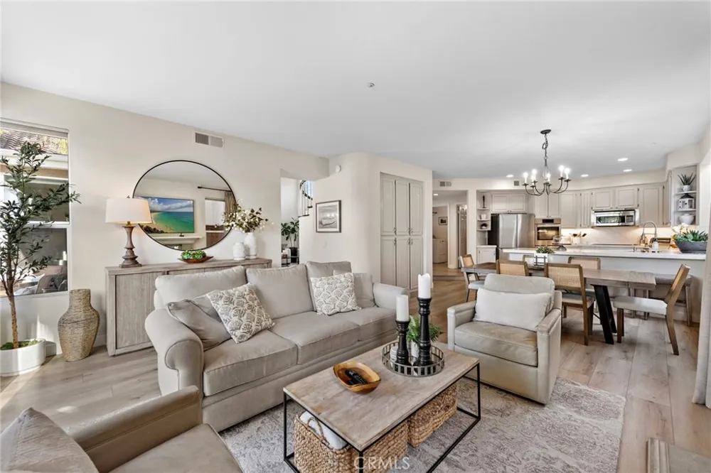 2004 Via Solona San Clemente, CA 92673