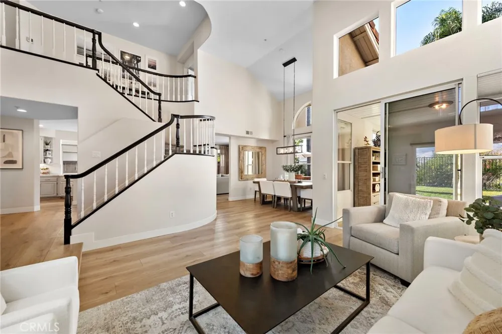 2004 Via Solona San Clemente, CA 92673