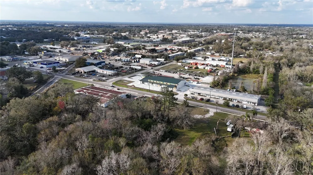 713 E ALSOBROOK STREET Plant City, FL 33563
