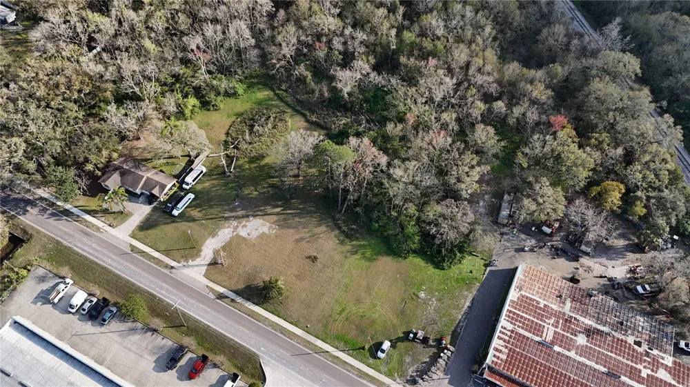 713 E ALSOBROOK STREET Plant City, FL 33563