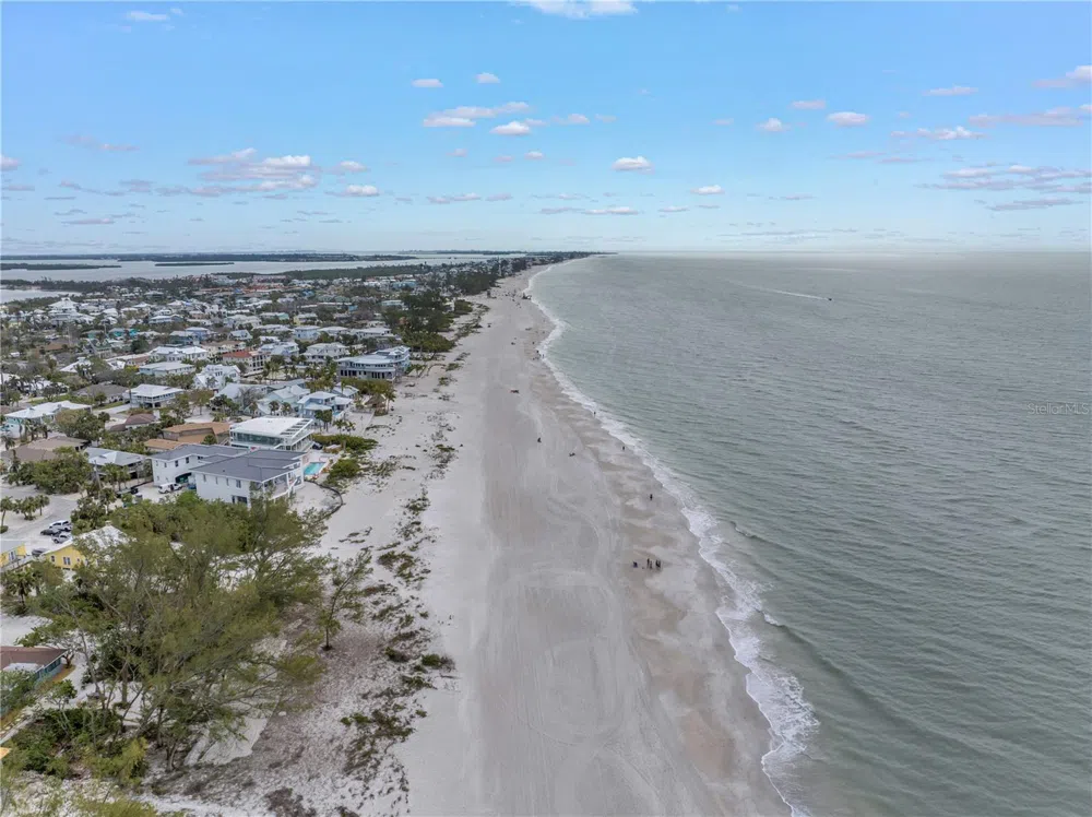 5325 MARINA DRIVE #128 Bradenton Beach, FL 34217