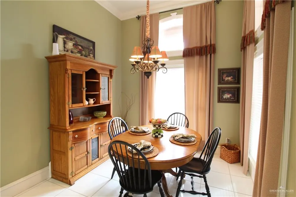 2404 Durango Drive Mission, TX 78573