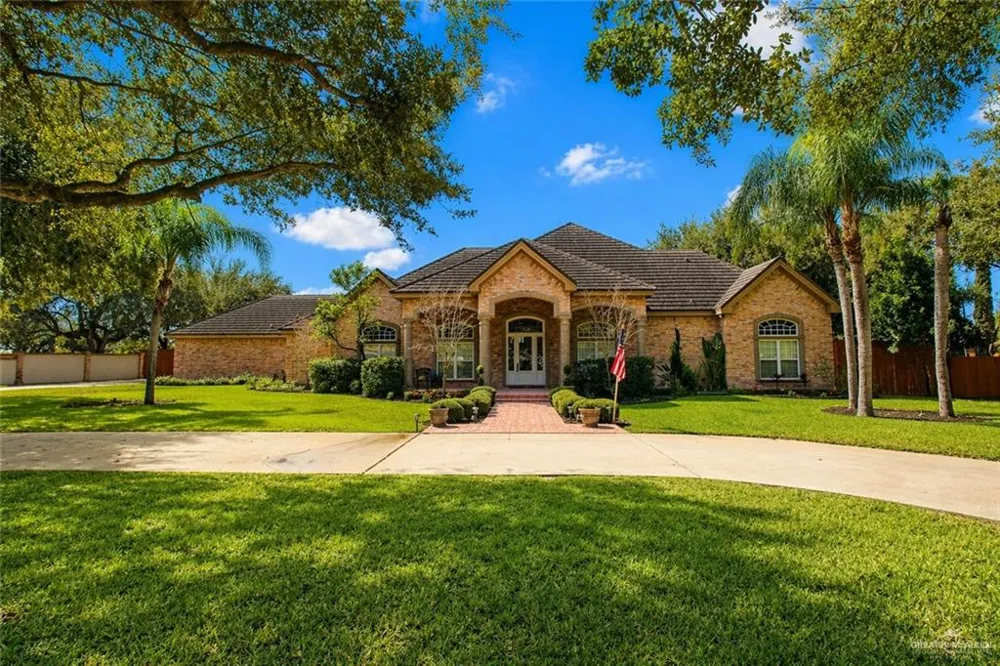 2404 Durango Drive Mission, TX 78573
