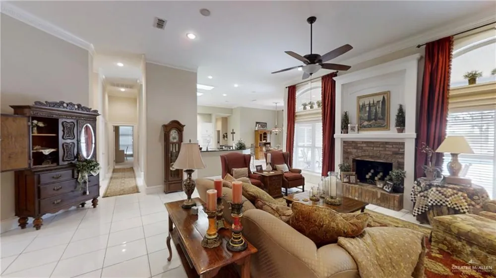 2404 Durango Drive Mission, TX 78573