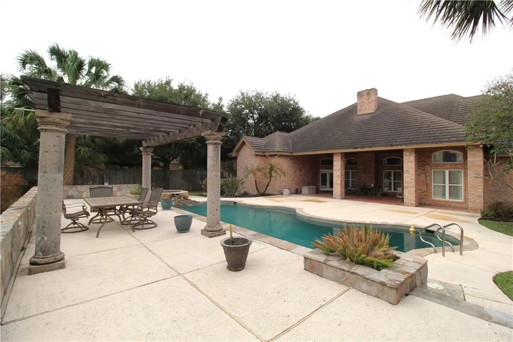 2404 Durango Drive Mission, TX 78573