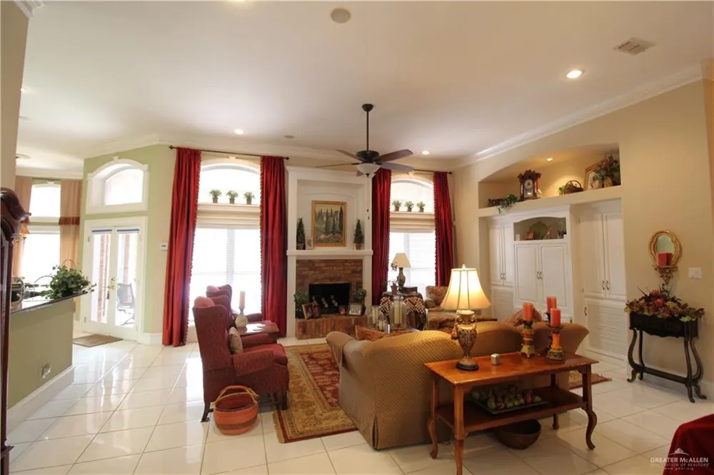 2404 Durango Drive Mission, TX 78573
