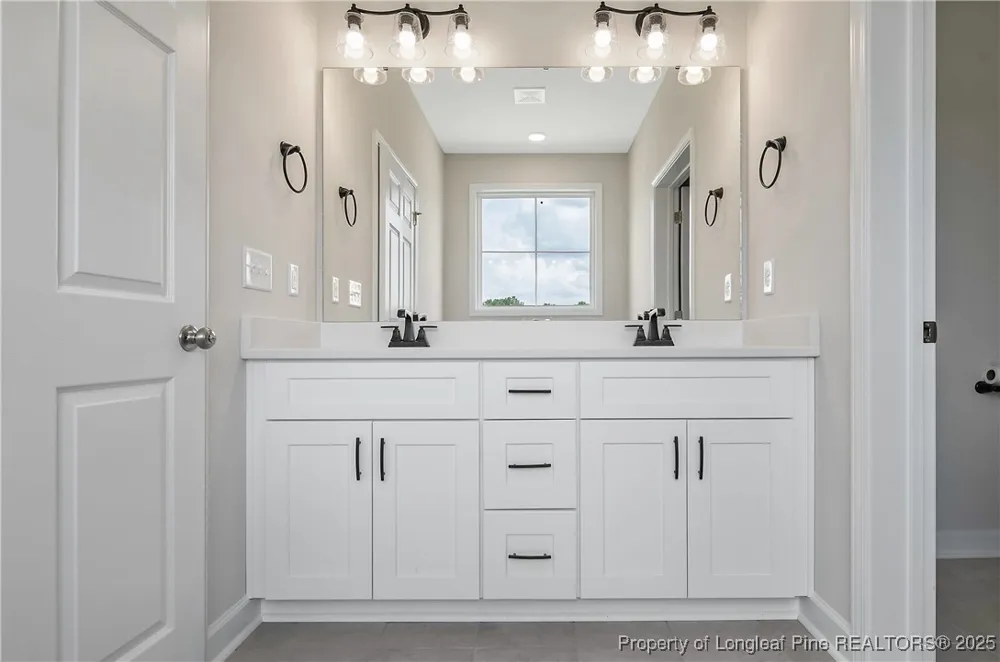 3018 Dinwiddle Drive Wade, NC 28395