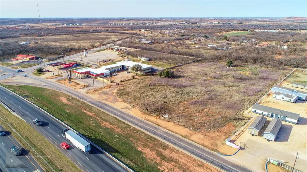2166 W Overland Trail Abilene, TX 79603