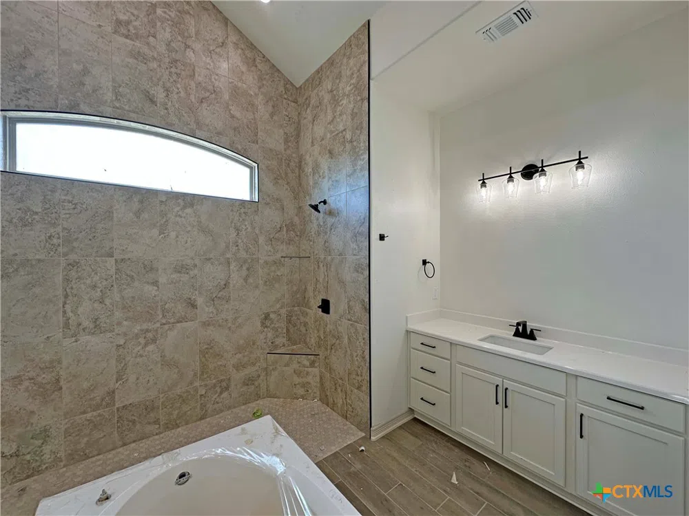4521 Agave Trail Temple, TX 76502