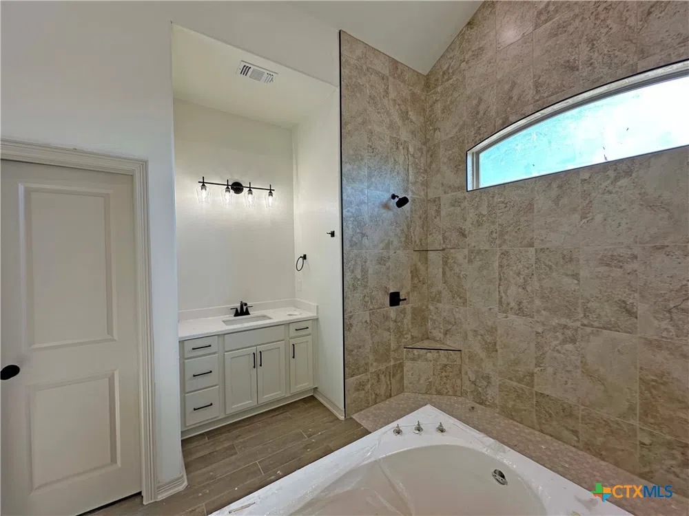 4521 Agave Trail Temple, TX 76502
