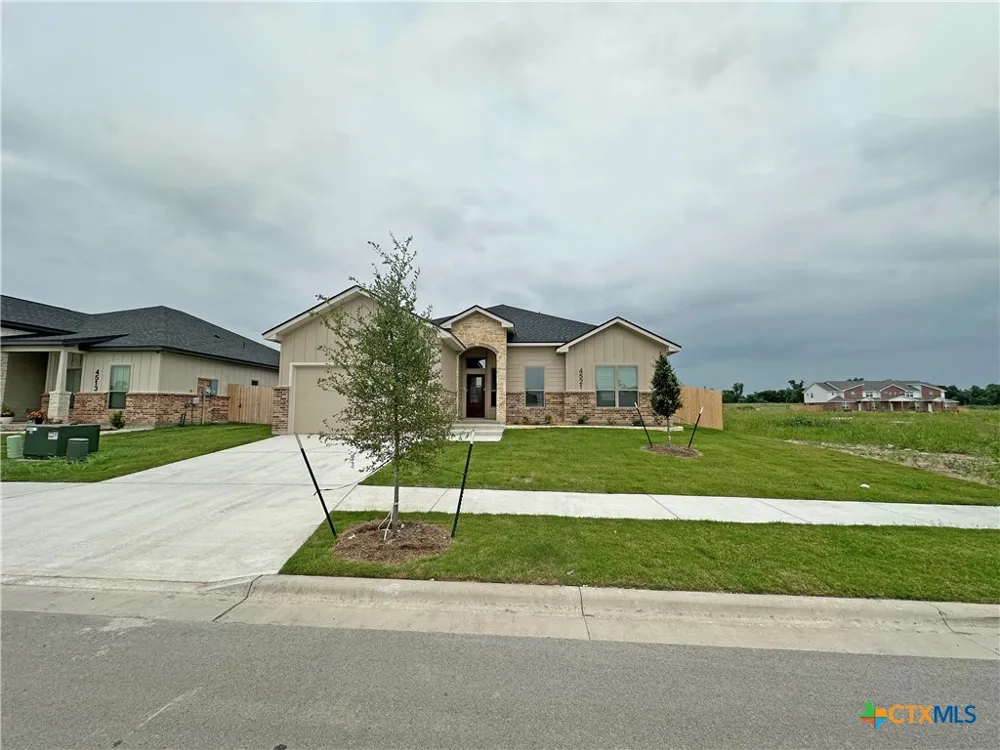 4521 Agave Trail Temple, TX 76502