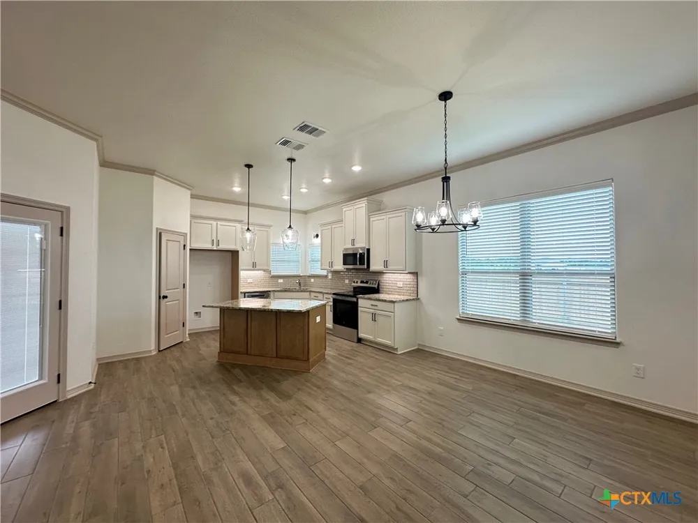 4521 Agave Trail Temple, TX 76502