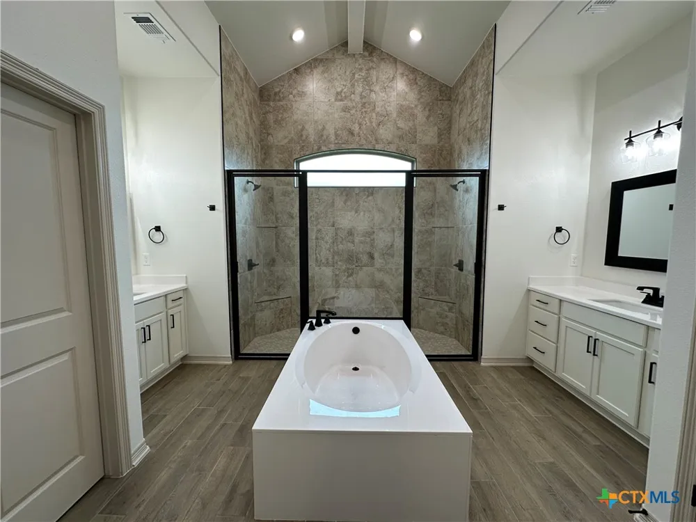 4521 Agave Trail Temple, TX 76502