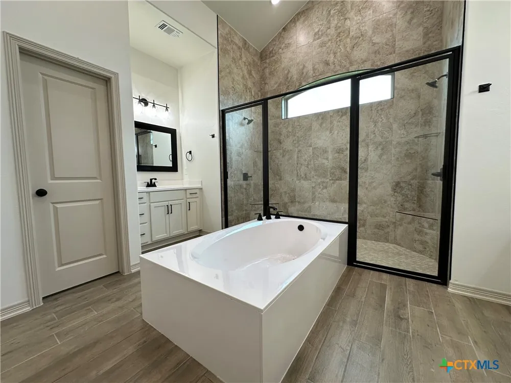 4521 Agave Trail Temple, TX 76502