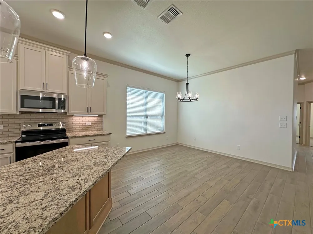 4521 Agave Trail Temple, TX 76502
