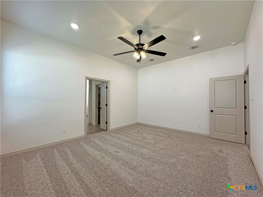 4521 Agave Trail Temple, TX 76502