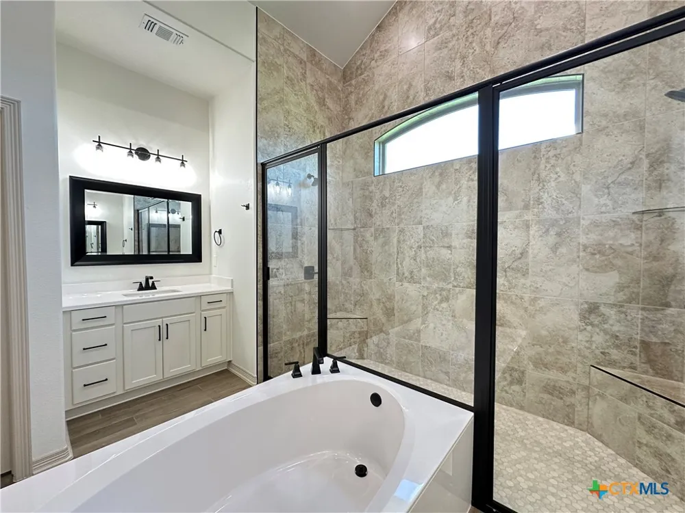 4521 Agave Trail Temple, TX 76502
