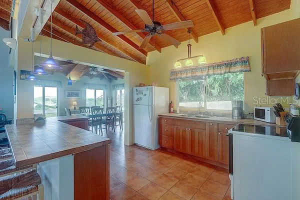 16 ALTURAS DE ZONI Culebra, PR 00775