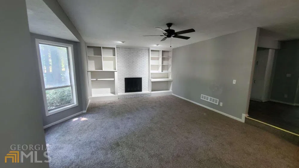209 Mill Ridge CT Lawrenceville, GA 30046
