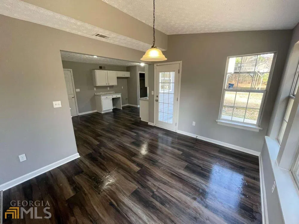 2162 Anconia CIR Lawrenceville, GA 30044
