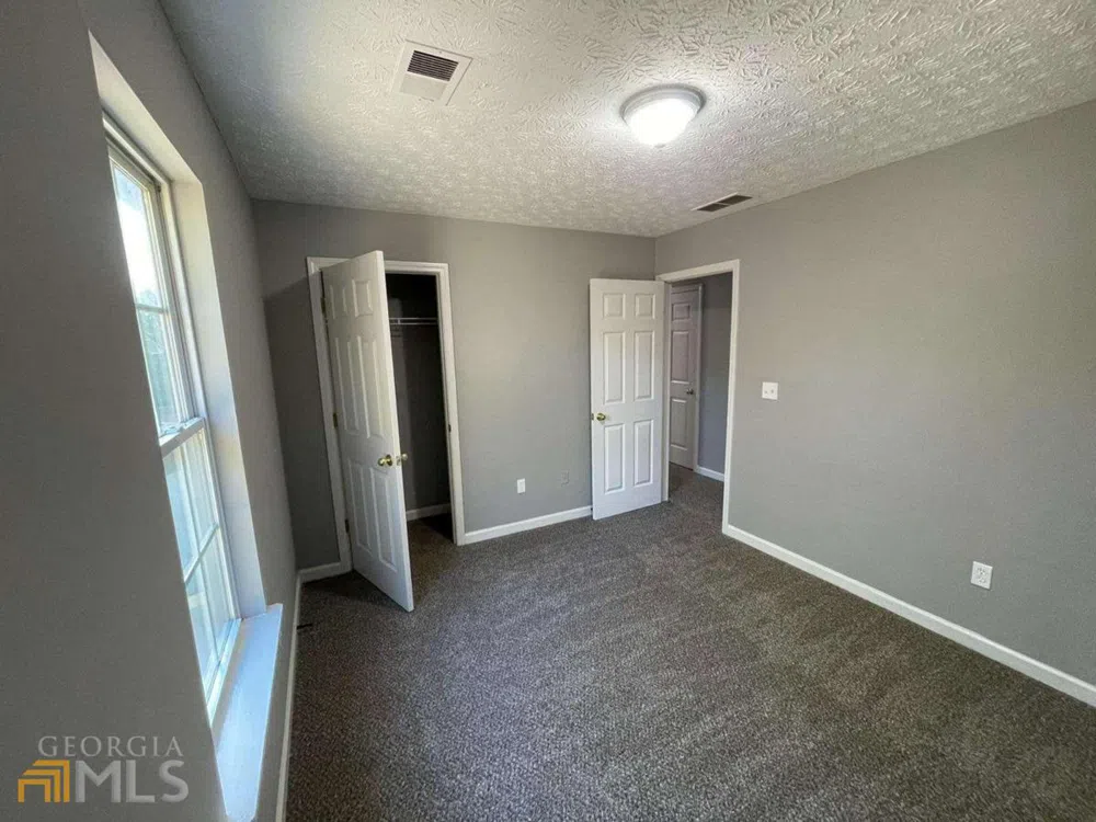 2162 Anconia CIR Lawrenceville, GA 30044