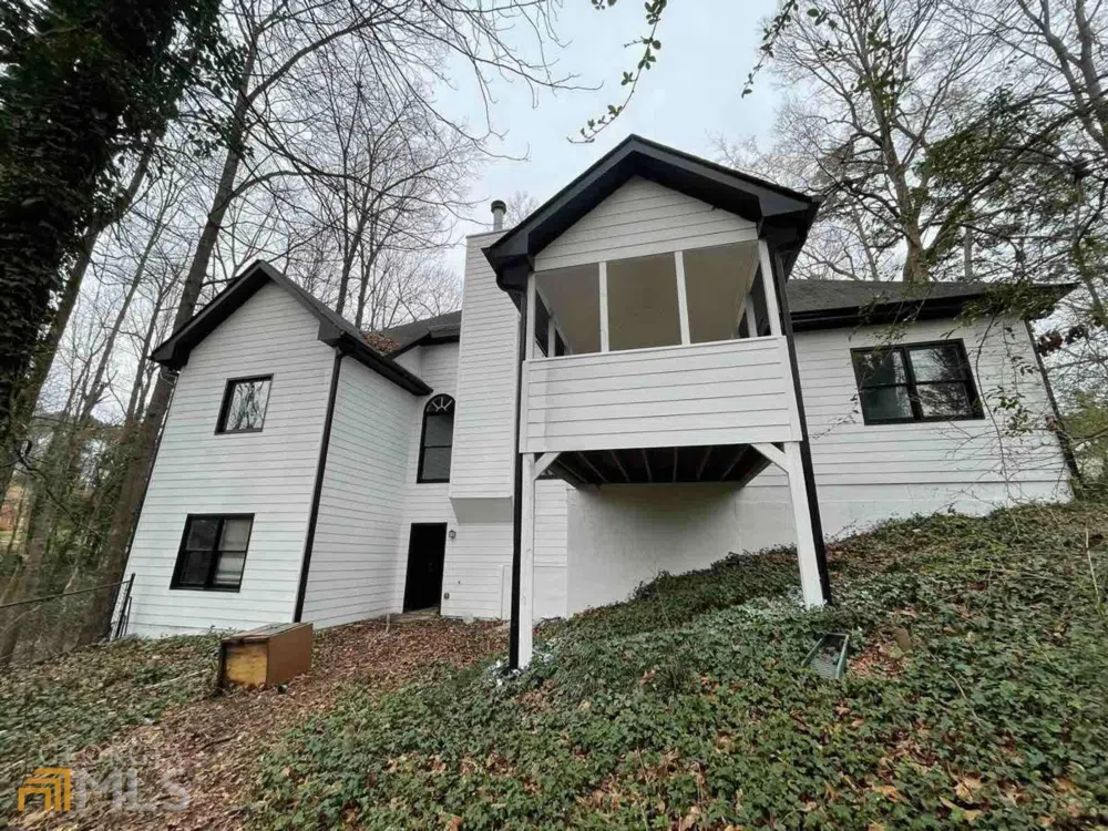 3541 Gleneagles CT Snellville, GA 30039