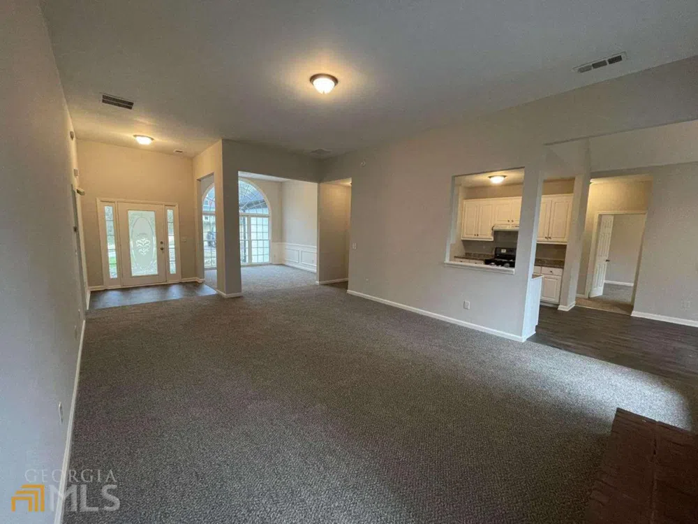 3541 Gleneagles CT Snellville, GA 30039