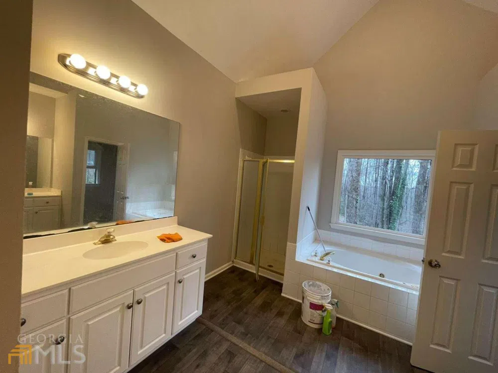 3541 Gleneagles CT Snellville, GA 30039