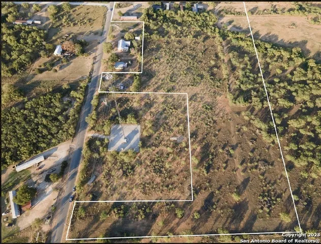 TBD LOT 3 E Fm 140 Pearsall, TX 78061