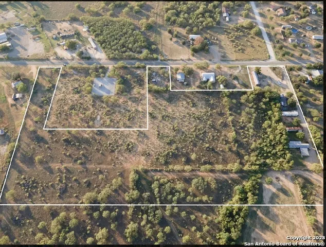 TBD LOT 3 E Fm 140 Pearsall, TX 78061