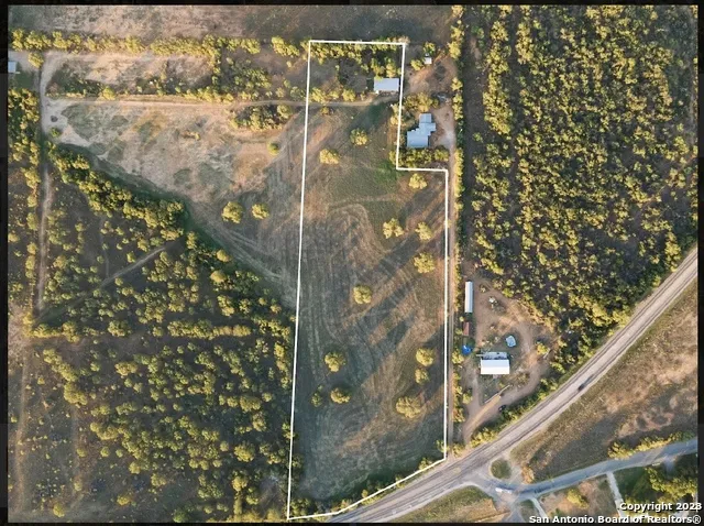 TBD LOT 1 E FM 140 Pearsall, TX 78061