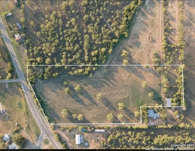 TBD LOT 1 E FM 140 Pearsall, TX 78061