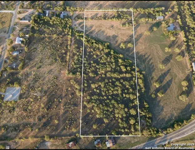 TBD LOT 2 E FM 140 Pearsall, TX 78061