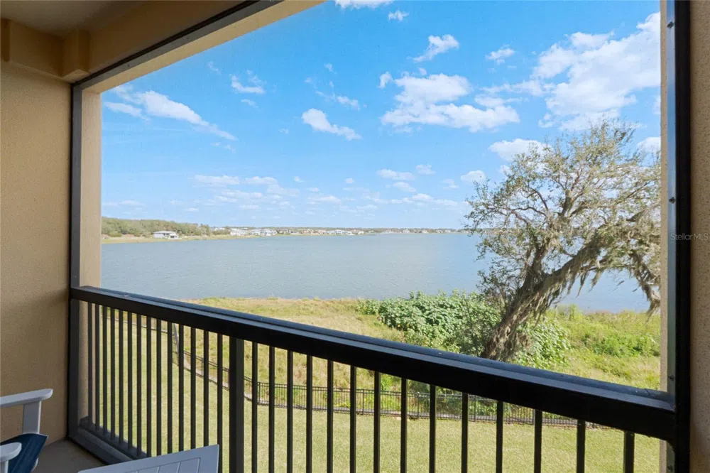 16300 COUNTY ROAD 455 #305 Montverde, FL 34756