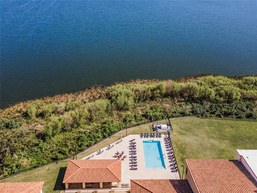 16300 COUNTY ROAD 455 #305 Montverde, FL 34756