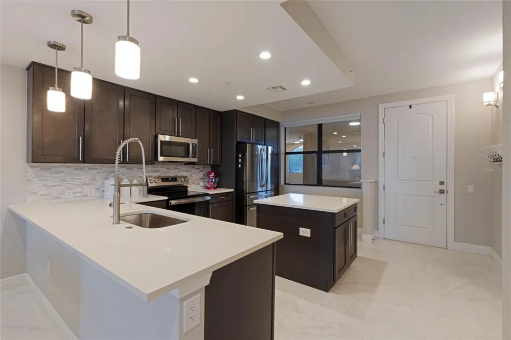 16300 COUNTY ROAD 455 #305 Montverde, FL 34756