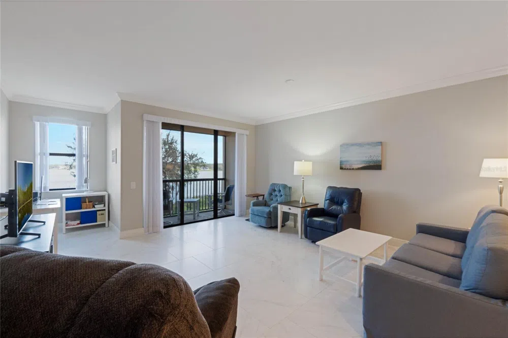 16300 COUNTY ROAD 455 #305 Montverde, FL 34756