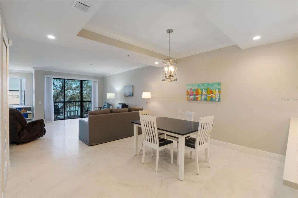 16300 COUNTY ROAD 455 #305 Montverde, FL 34756