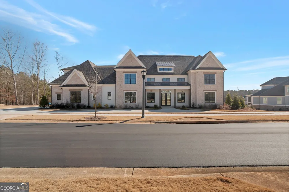 2819 Kestrel DR Statham, GA 30666