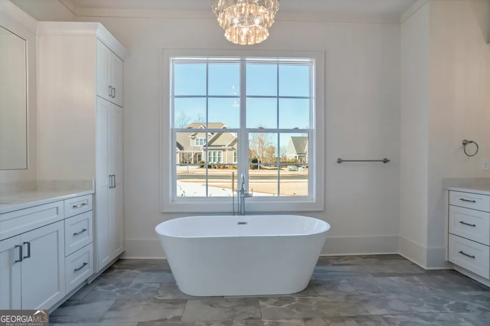 2819 Kestrel DR Statham, GA 30666