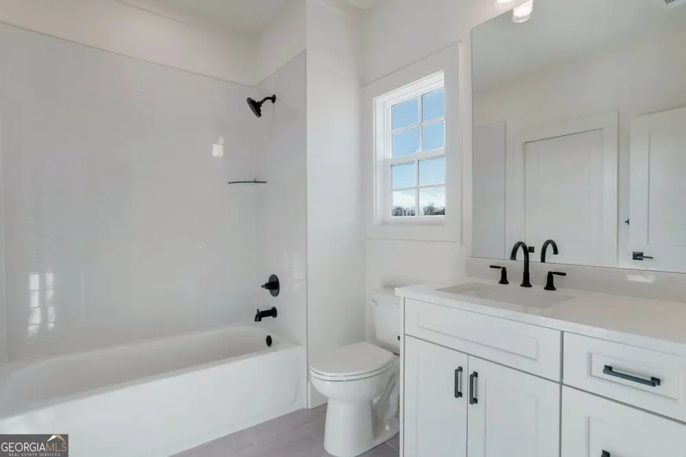 2819 Kestrel DR Statham, GA 30666