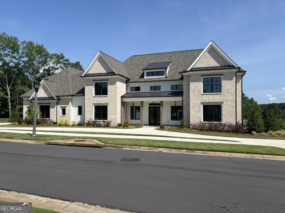 2819 Kestrel DR Statham, GA 30666