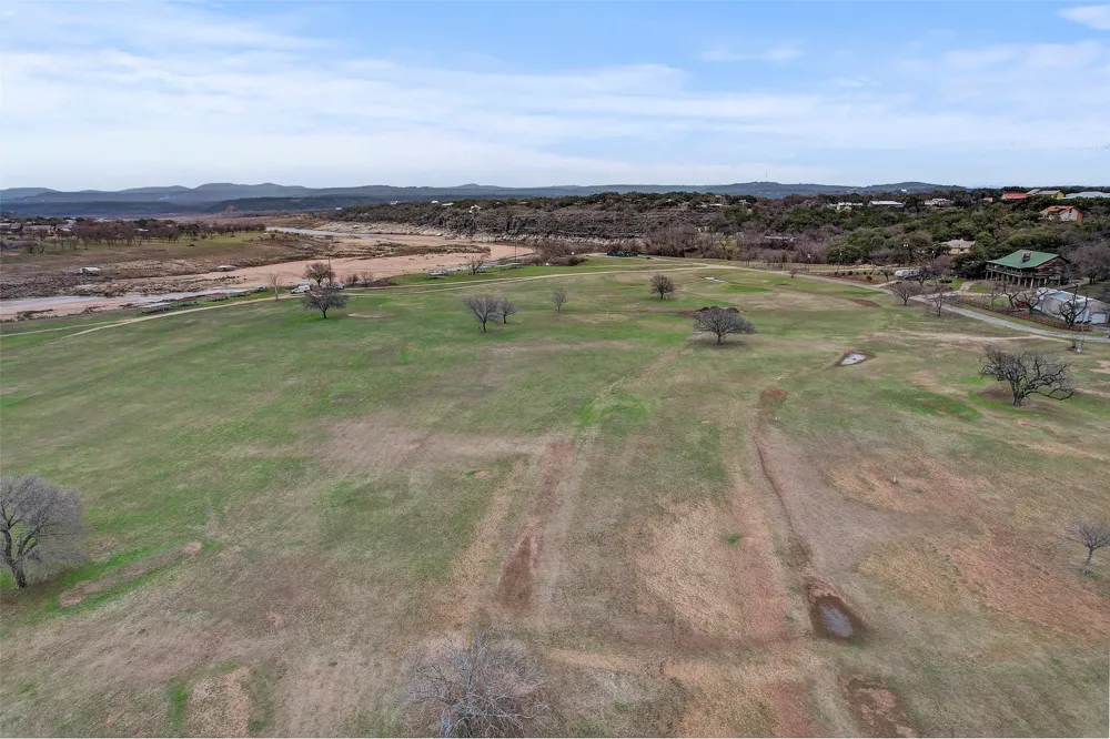 205 Singleton Drive Spicewood, TX 78669