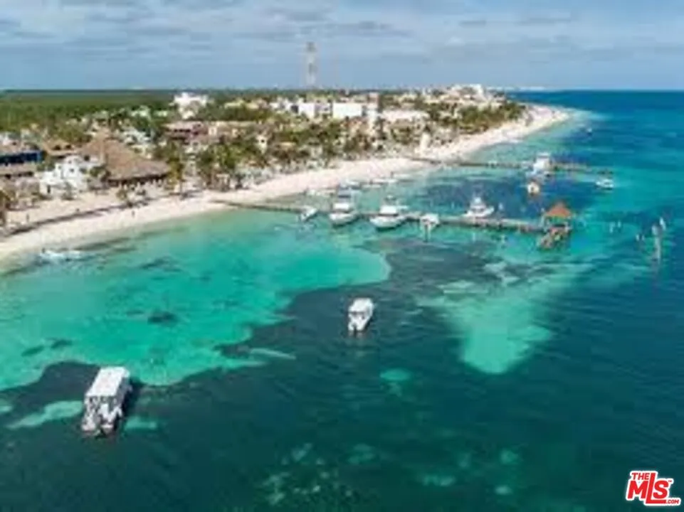 Puerto Morelos, Quintana Roo, Cancun Mexico 