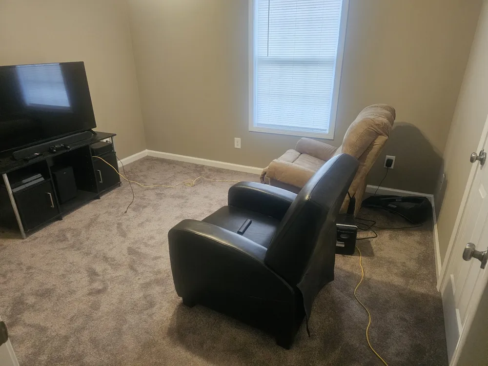 315 Peggy Dr Cedar Hill, TN 37032