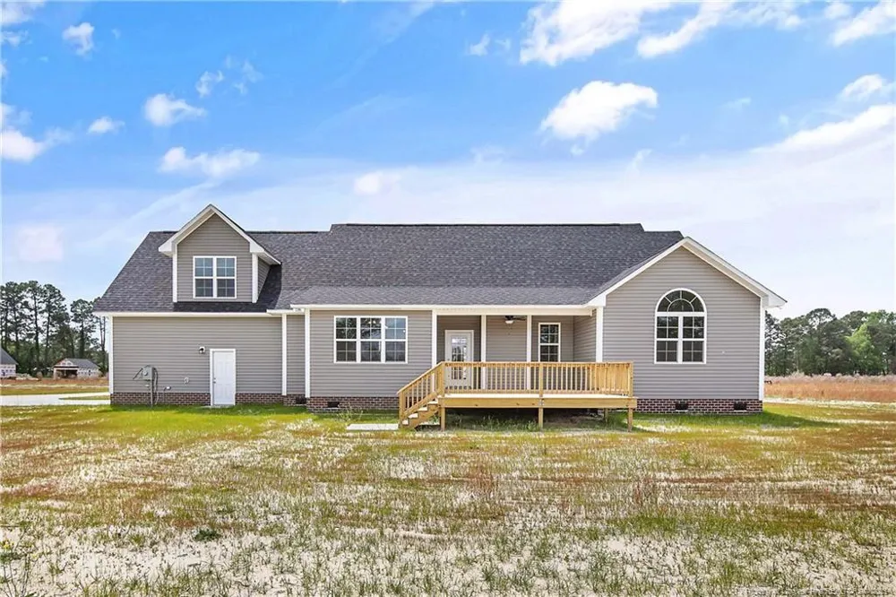 3018 Dinwiddle Drive Wade, NC 28395