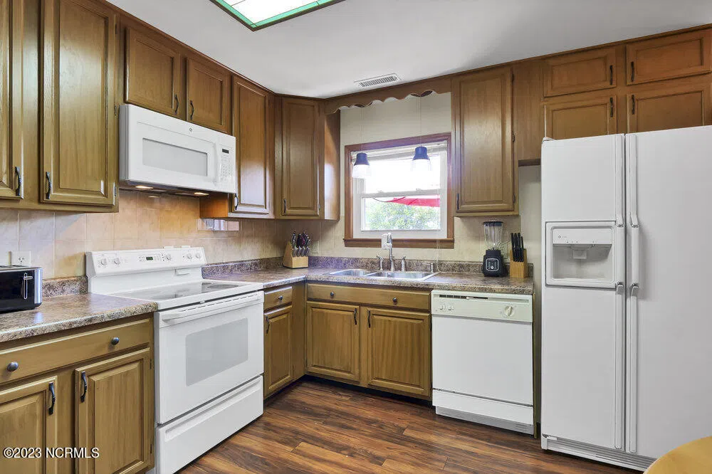 116 Myrtle Avenue Kure Beach, NC 28449