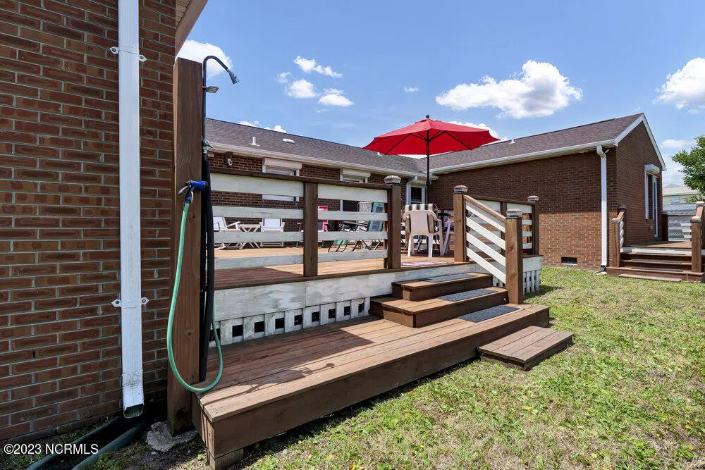 116 Myrtle Avenue Kure Beach, NC 28449