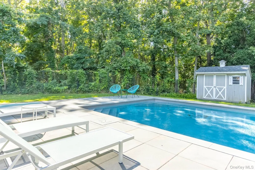 485 Pine Road Southold, NY 11971