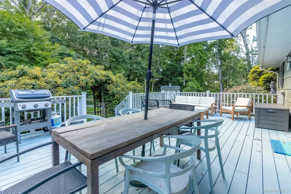 485 Pine Road Southold, NY 11971